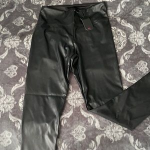 Leather leggings